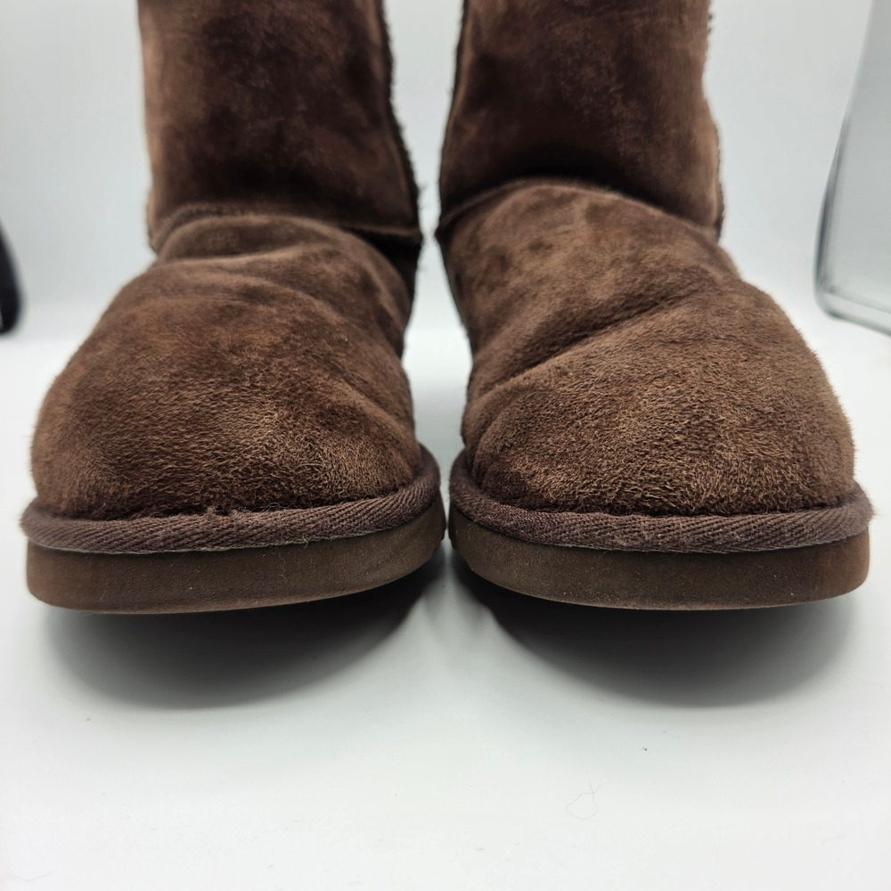 UGG Australia Classic Short 5825 Chocolate Brown Suede Sheepskin Boots Womens 8 - Picture 10 of 10